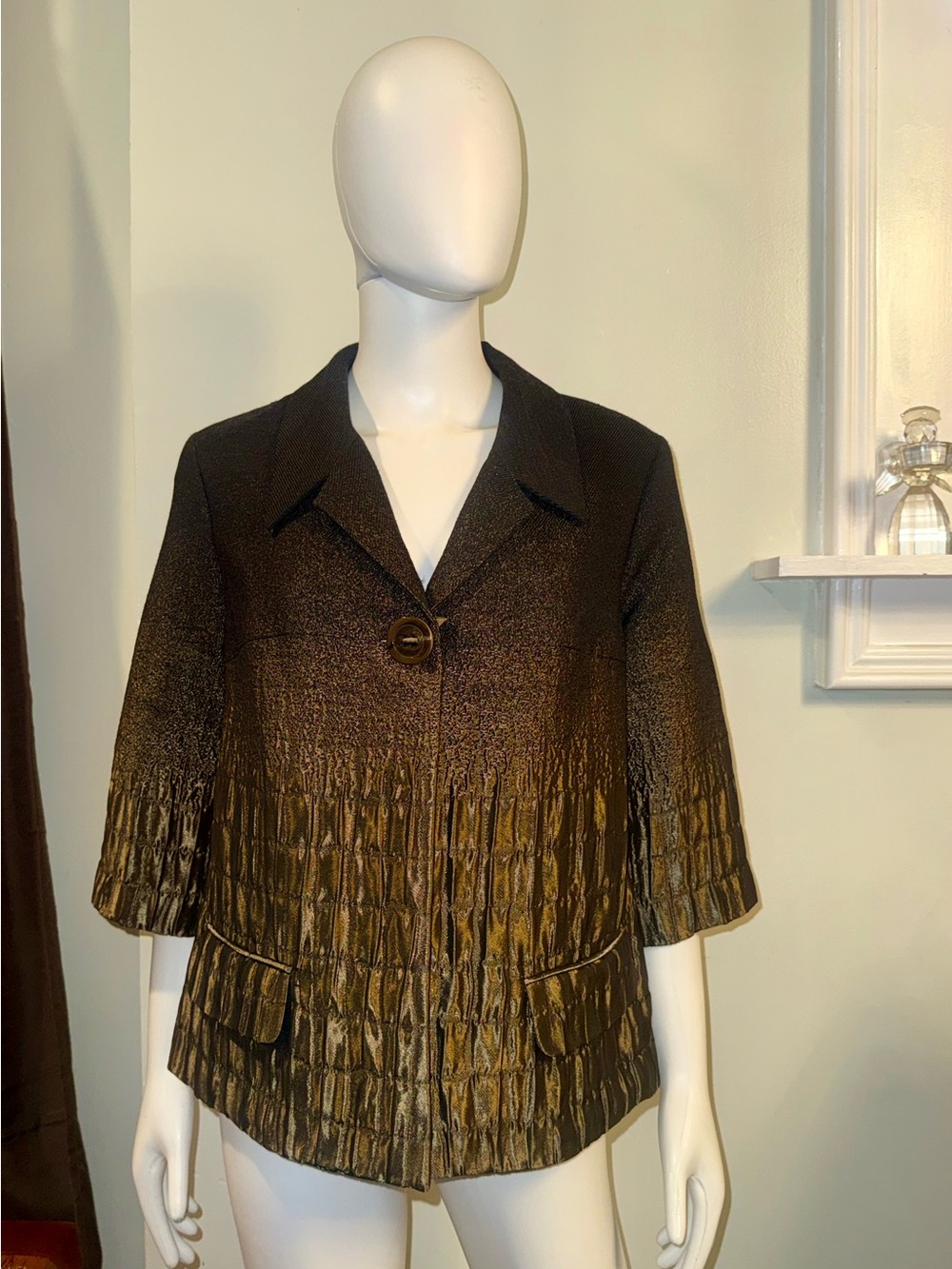Yansi Fugel Black to Olive Ombre Textured Single-Button Jacket